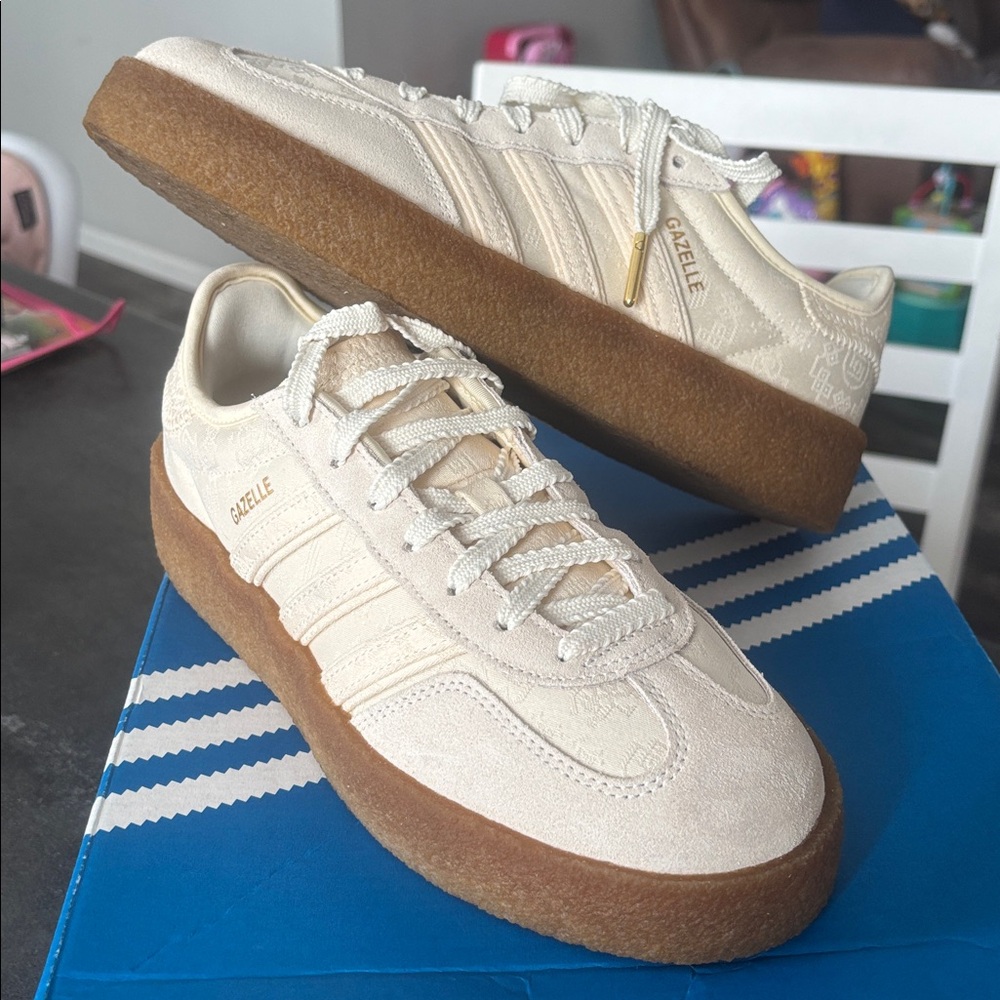 SOLD👟👟Adidas Gazelle CLOT by EC